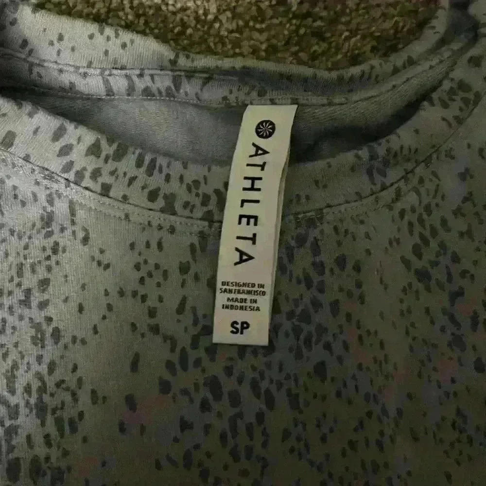 Athleta Sweater - Picture 2 of 3